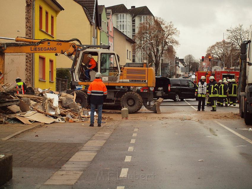 Hausexplosion Bruehl bei Koeln Pingsdorferstr P492.JPG